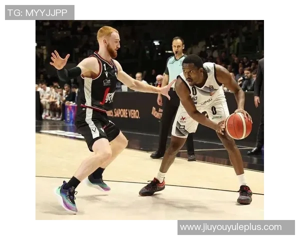 克尼佩尔三场比赛连续得分20成为本届新秀中的首位表现稳定的球员